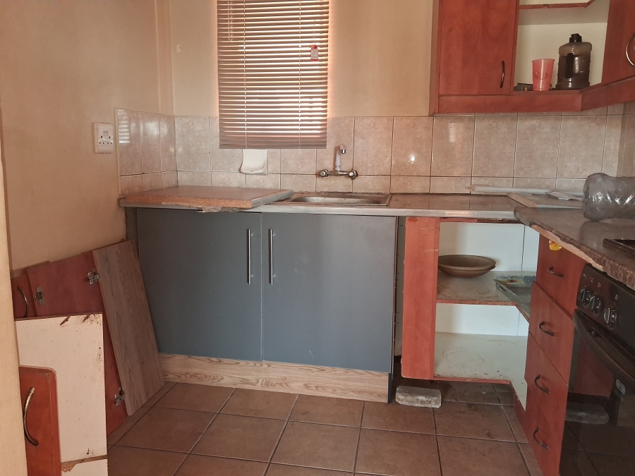 2 Bedroom Property for Sale in Potchefstroom North West